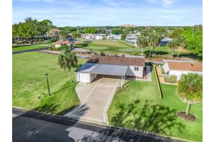 1604 MAGNOLIA AVENUE, LADY LAKE, FL 32159 - MLS#MFRG5079562