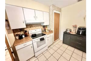 811 TANGERINE STREET, TAVARES, FL 32778 Sold 09/26/24