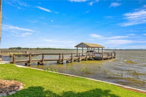 32701 LAKESHORE DRIVE, TAVARES, FL 32778 Sold 12/06/24