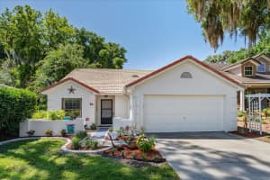 54 FOREST LANE, EUSTIS, FL 32726 Sold 11/01/24