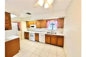 1905 OAK CIRCLE, TAVARES, FL 32778 Sold 07/19/24