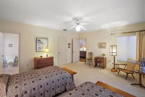 625 SAND LAKE COURT, MOUNT DORA, FL 32757 Sold 12/17/24