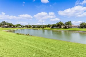 5113 AURORA DRIVE, LEESBURG, FL 34748 Sold 10/22/24