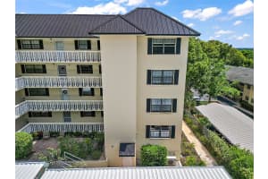 101 GRANDVIEW STREET, MOUNT DORA, FL 32757 Sold 10/09/24