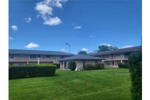 1100 E Caroline St #115, TAVARES