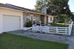 621 HIGHLAND STREET, MOUNT DORA, FL 32757 Sold 10/11/24