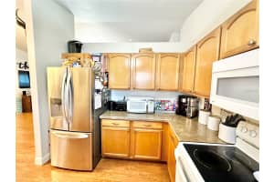 10246 JOANIES RUN, LEESBURG, FL 34788 Sold 09/26/24