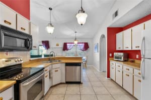 15610 CHARTER OAKS TRL, CLERMONT, FL 34711 Sold 09/10/24