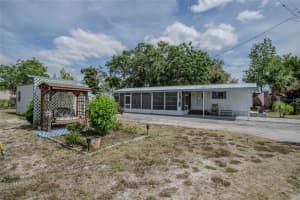 1306 Westland Dr, TAVARES