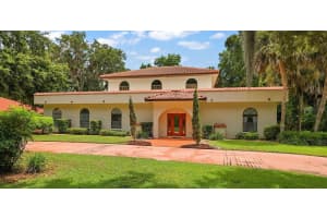 20 WESTON ROAD, LEESBURG, FL 34748 Sold 01/10/25