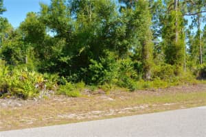 5552 JOSLYN TERRACE, PORT CHARLOTTE, FL 33981 Sold 01/17/25