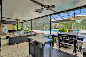 32720 LAKESHORE DRIVE, TAVARES, FL 32778 Sold 03/11/25
