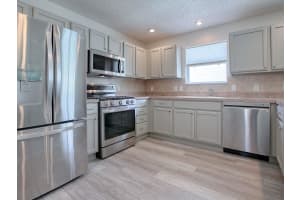 429 LAYTON TERRACE, THE VILLAGES, FL 32162 Sold 09/30/24