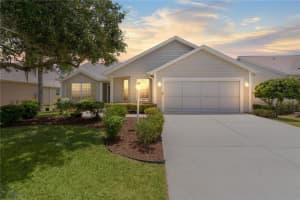 290 SOCIETY HILL CIRCLE, THE VILLAGES, FL 32162 Sold 01/17/25