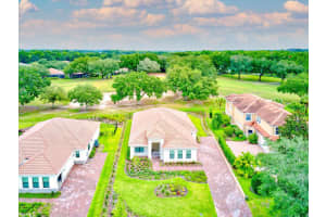 26212 AVENIDA LAS COLINAS, HOWEY IN THE HILLS, FL 34737 Sold 12/11/24
