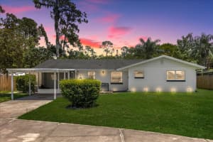 37102 Oak Ln, UMATILLA