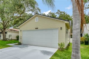 717 GLEN OAKS DRIVE, LEESBURG, FL 34748 Sold 10/25/24