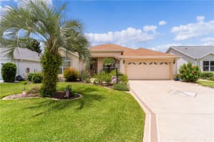 2827 MANOR DOWNS, THE VILLAGES, FL 32162 Sold 10/22/24