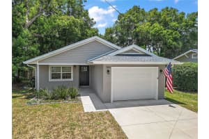 500 LAKEVIEW AVENUE, EUSTIS, FL 32726 Sold 03/27/25