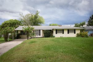 37349 TURNER DRIVE, UMATILLA, FL 32784 Sold 02/20/25
