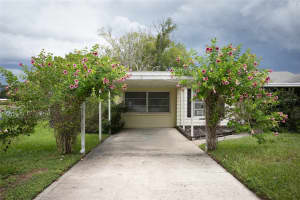 37349 TURNER DRIVE, UMATILLA, FL 32784 Sold 02/20/25