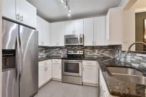 204 SOUTH STREET, ORLANDO, FL 32801 Sold 10/08/24