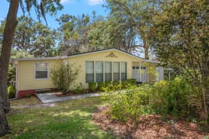 762 HEATHROW AVENUE, LADY LAKE, FL 32159 Sold 12/05/24
