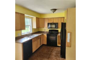 35723 GOOSE CREEK ROAD, LEESBURG, FL 34788 Sold 12/04/24