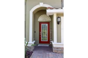 1483 LAKE SIDE AVENUE, DAVENPORT, FL 33837 Sold 10/07/24