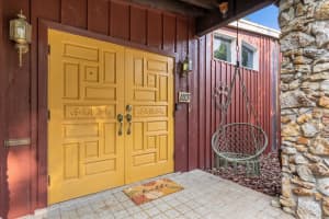 1113 OAK DR, LEESBURG, FL 34748 Sold 02/28/25