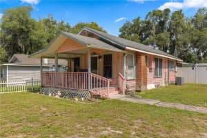 2308 EDGEWATER AVENUE, LEESBURG, FL 34748 Sold 10/22/24