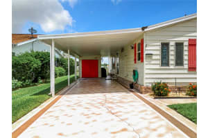 24803 PINE HILL, LEESBURG, FL 34748 Sold 11/20/24