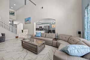 938 SOLANA CIRCLE, DAVENPORT, FL 33897 Sold 10/15/24