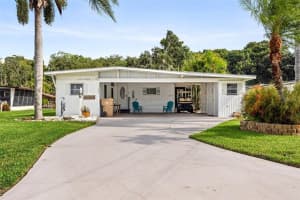 11627 MAGNOLIA AVENUE, TAVARES, FL 32778 Sold 03/20/25