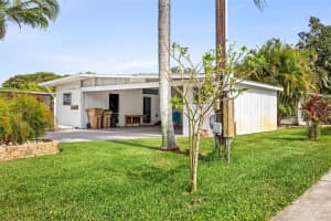 11627 MAGNOLIA AVENUE, TAVARES, FL 32778 Sold 03/20/25