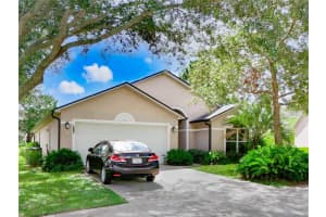 945 SCENIC CIRCLE, CLERMONT, FL 34711 Sold 10/29/24