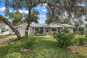505 CRICKET HOLLOW LANE, EUSTIS, FL 32726 Sold 09/20/24