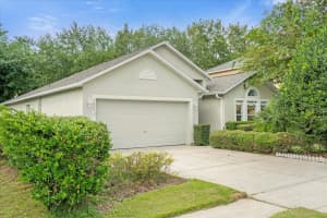 2420 TEALWOOD CIRCLE, TAVARES, FL 32778 Sold 09/19/24