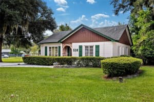 516 ORANGE AVENUE, MOUNT DORA, FL 32757 Sold 10/01/24
