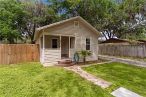 2304 EDGEWATER AVENUE, LEESBURG, FL 34748 Sold 11/27/24