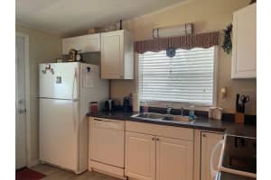 102 ROBIN LANE, WILDWOOD, FL 34785 Sold 12/26/24