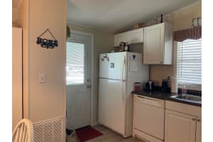 102 ROBIN LANE, WILDWOOD, FL 34785 Sold 12/26/24