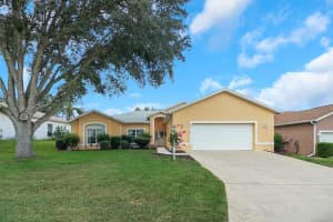 4716 SAWGRASS LAKE CIRCLE, LEESBURG, FL 34748 Sold 11/08/24
