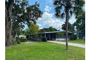 301 SHEERWOOD DRIVE, LADY LAKE, FL 32159 Sold 04/03/25