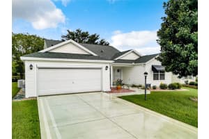 1137 OAK FOREST DRIVE, THE VILLAGES, FL 32162 Sold 03/04/25