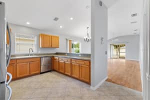 2975 LAUREL HILL LANE, THE VILLAGES, FL 32162 Sold 11/13/24