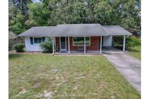 207 TRUETT STREET, LEESBURG, FL 34748 Sold 09/17/24