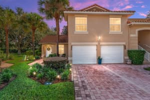 5441 ADMIRAL WAY, OXFORD, FL 34484 Sold 11/01/24