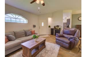 21945 KING HENRY AVE, LEESBURG, FL 34748 Sold 03/28/25