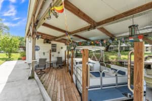 32105 PERCH AVENUE, TAVARES, FL 32778 Sold 01/28/25
